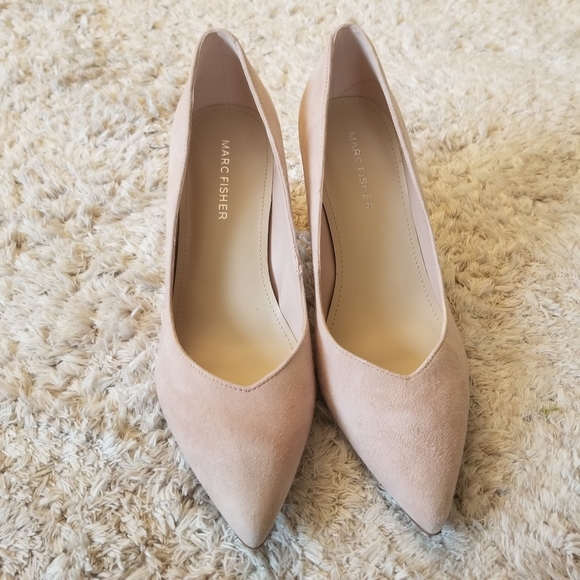 Marc Fisher Suede Pointed Toe Pumps - Picture 1 of 6
